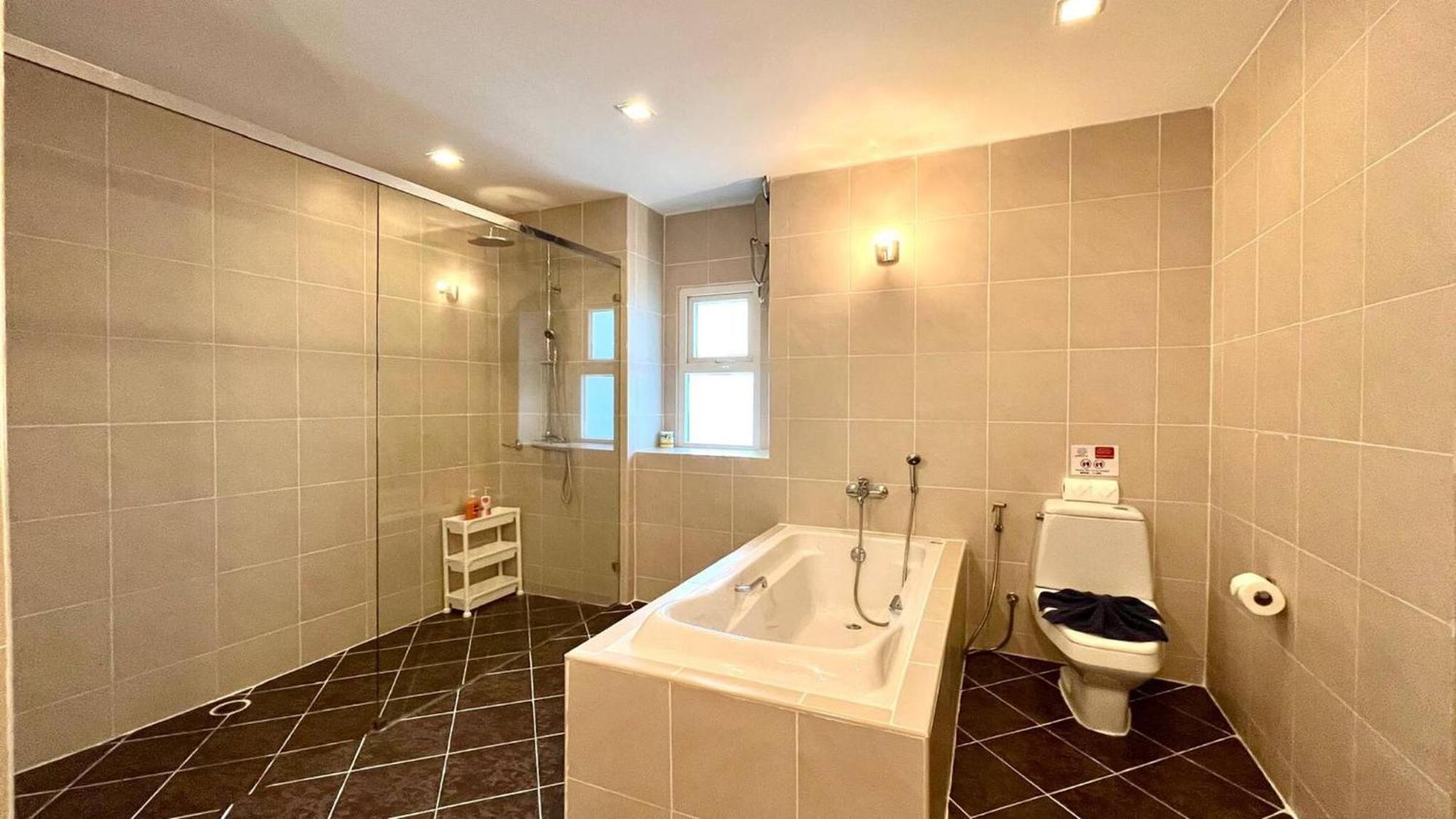 Apartment 6-58 Penthouse 155 Qm 1km Away From