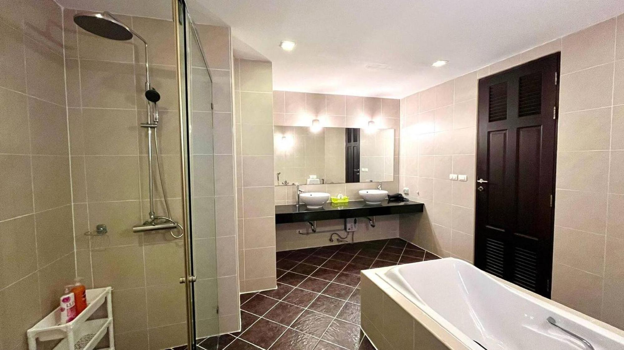 Apartment 6-58 Penthouse 155 Qm 1km Away From Patong